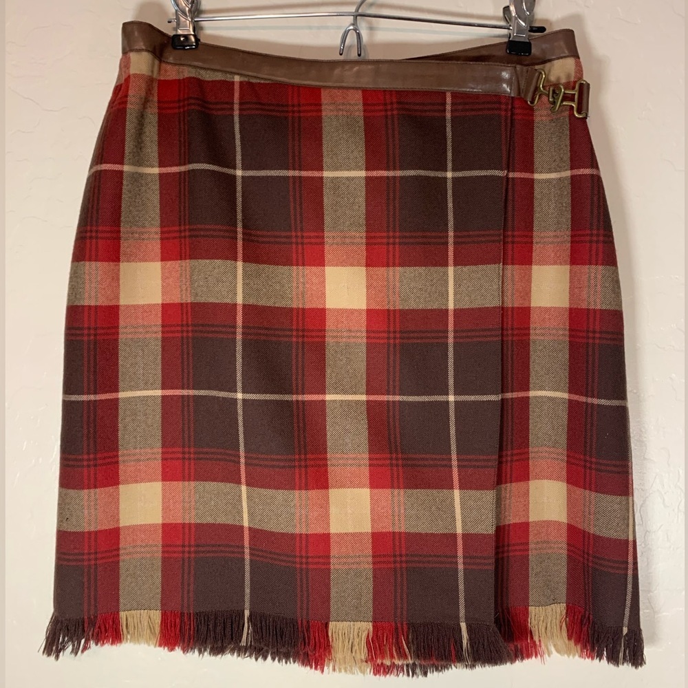 Jones New York Sport Wool Plaid Wrap Skirt Brown Red Fringe Horsebit Sz 10 0143